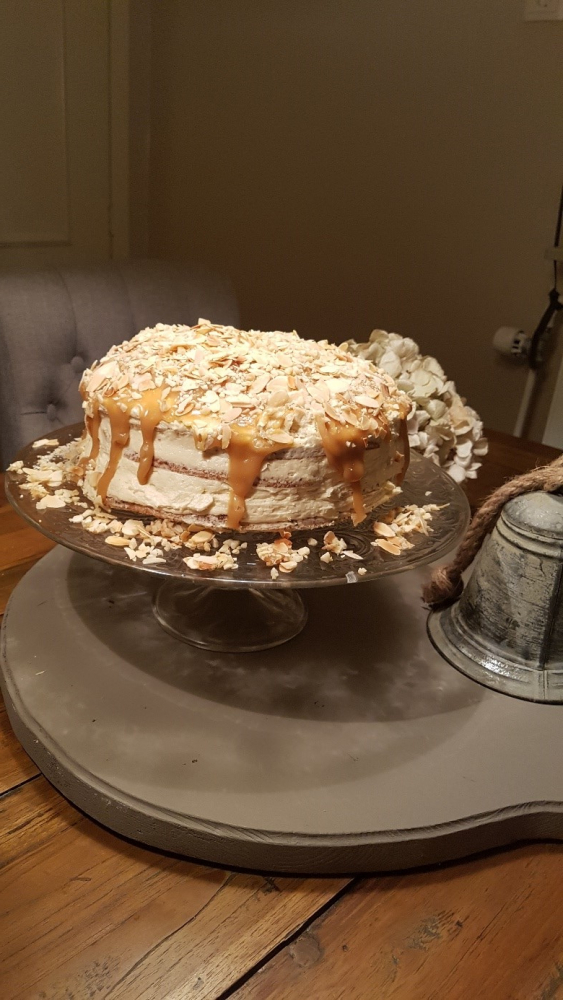 14. Karamel hazelnoottaart